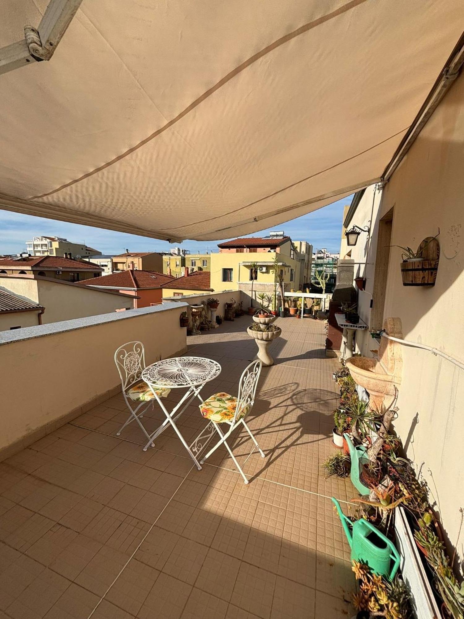 Pm 17 Via Galileo Galilei Guest House Alghero Bagian luar foto