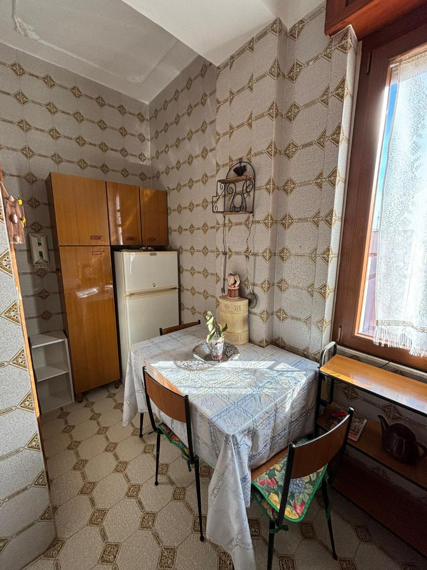 Pm 17 Via Galileo Galilei Guest House Alghero Bagian luar foto