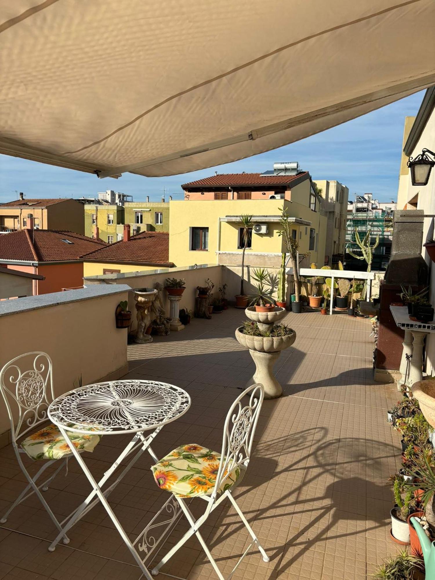 Pm 17 Via Galileo Galilei Guest House Alghero Bagian luar foto