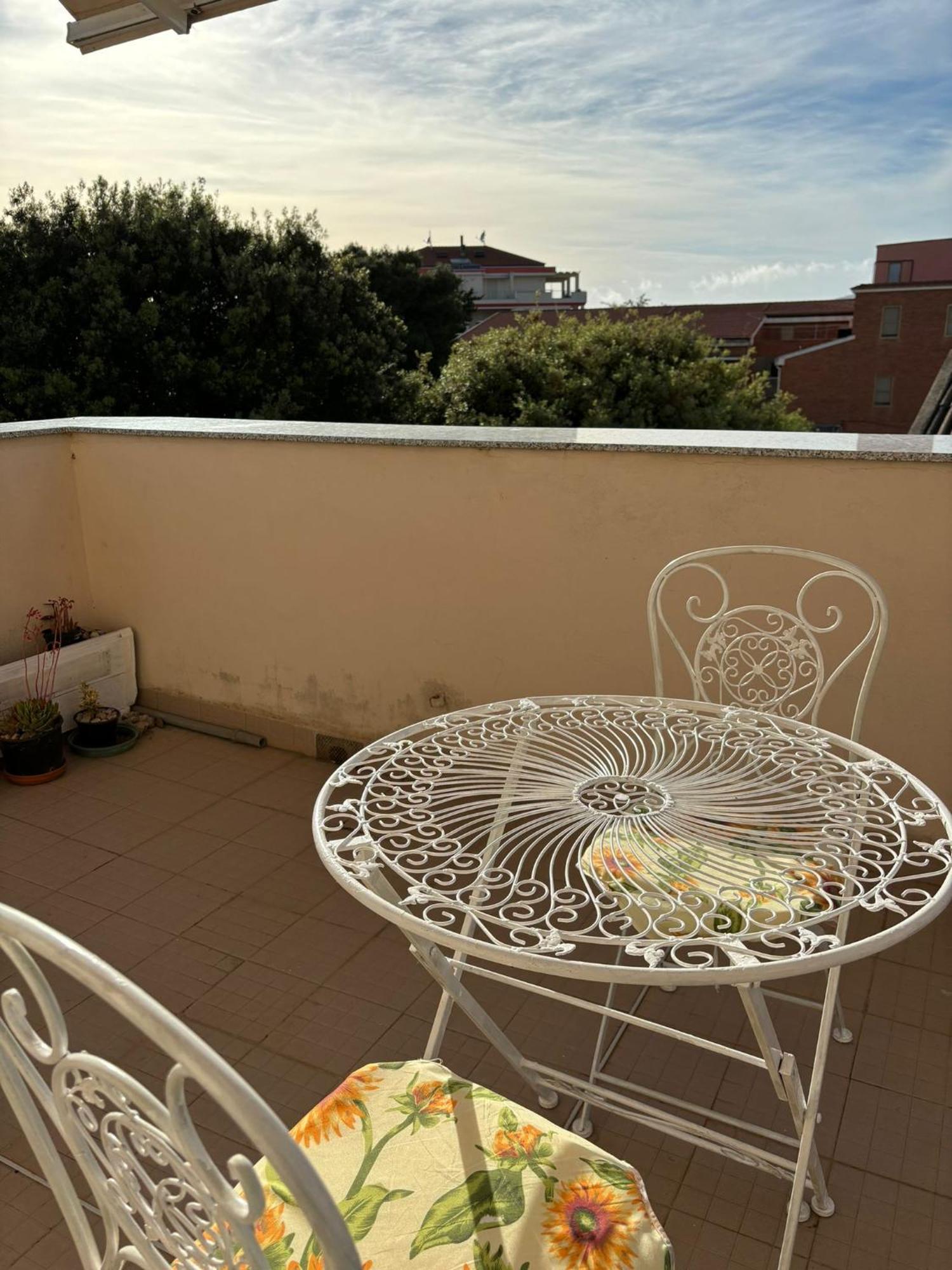 Pm 17 Via Galileo Galilei Guest House Alghero Bagian luar foto