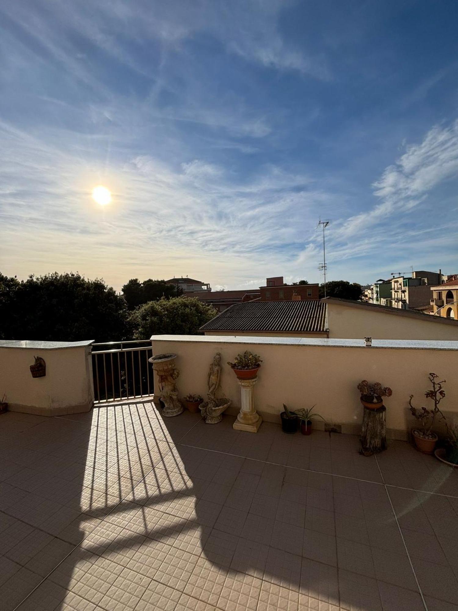 Pm 17 Via Galileo Galilei Guest House Alghero Bagian luar foto